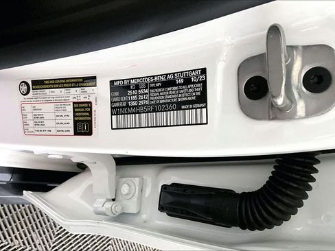 Certified 2024 Mercedes-Benz GLC 300 4MATIC image 31