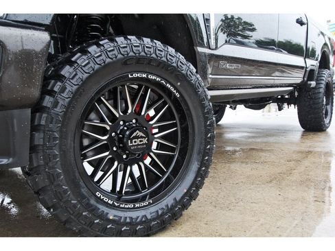 Used 2024 Ford F250 King Ranch w/ FX4 Off-Road Package AWD/4WD image 28