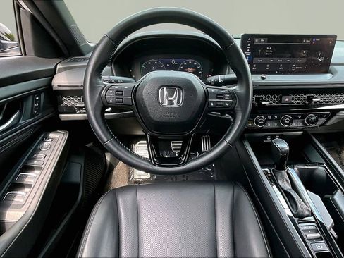 Used 2024 Honda Accord Sport image 9
