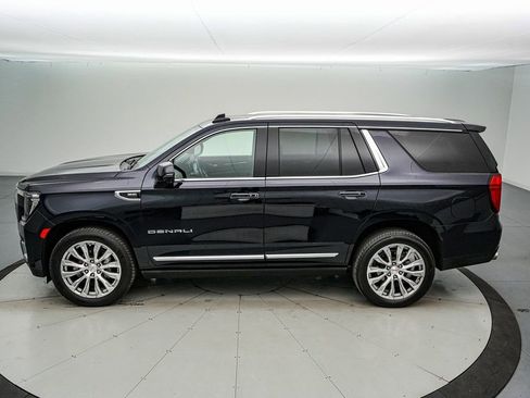 Used 2023 GMC Yukon Denali image 7