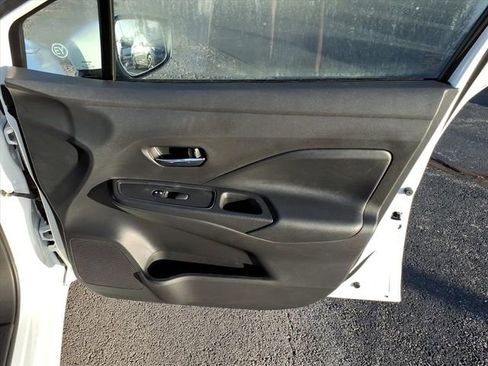 New 2025 Nissan Versa SV w/ Trunk Package image 19