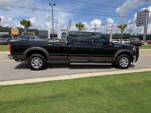 Used 2016 Ford F250 Lariat w/ Chrome Package RWD image 3