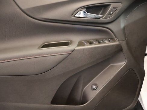 Used 2024 Chevrolet Equinox RS w/ RS Leather Package image 10