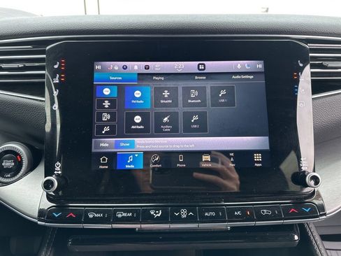 Used 2024 Jeep Wagoneer Series II AWD/4WD image 40