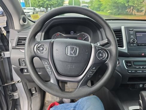 Used 2019 Honda Ridgeline Sport image 14