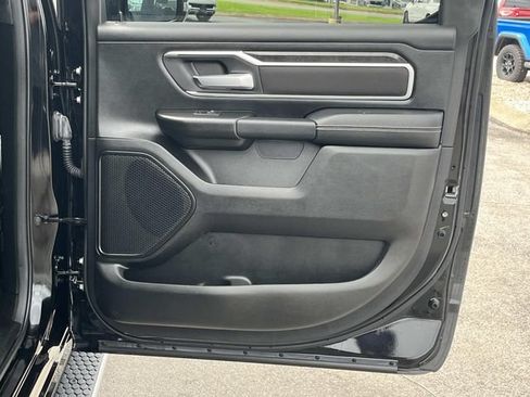 Used 2023 RAM 1500 4x4 Crew Cab image 21