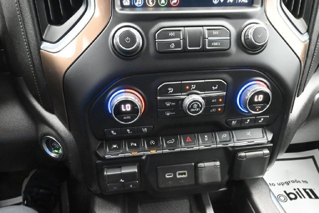 Used 2021 Chevrolet Silverado 1500 High Country w/ Technology Package RWD image 43