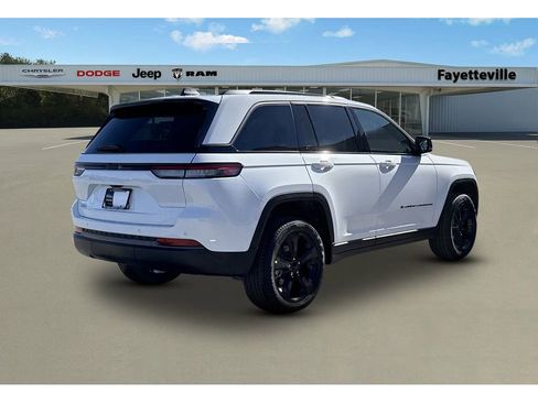New 2026 Jeep Grand Cherokee Limited image 3