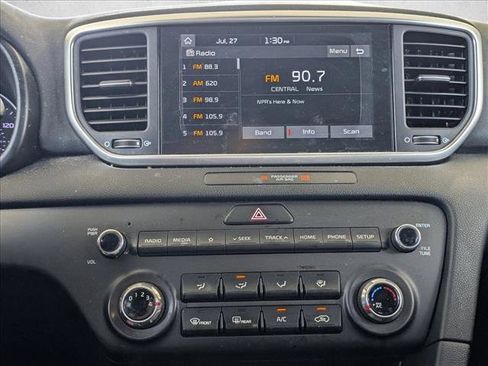 Used 2021 Kia Sportage LX FWD image 11