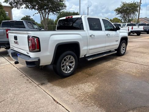 Used 2018 GMC Sierra 1500 SLT w/ Texas SLT Premium Package AWD/4WD image 5