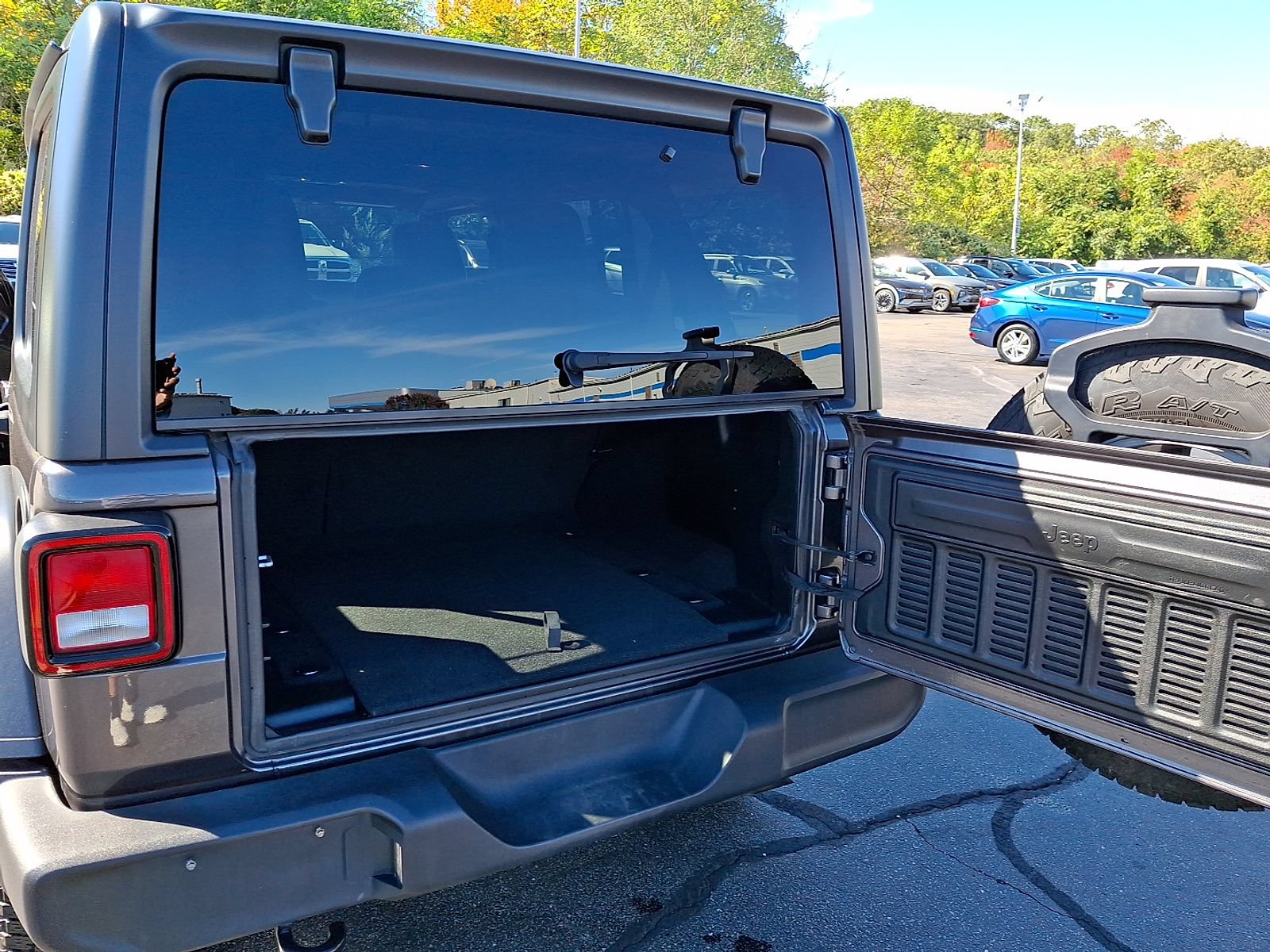 Used 2020 Jeep Wrangler Unlimited Sport AWD/4WD image 26