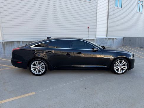 Used 2018 Jaguar XJ L Portfolio RWD image 2