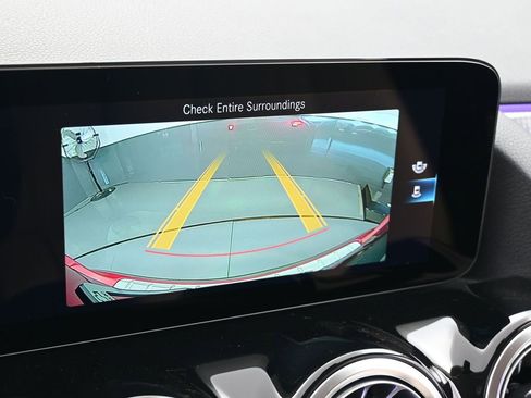 Used 2022 Mercedes-Benz GLA 250 image 25