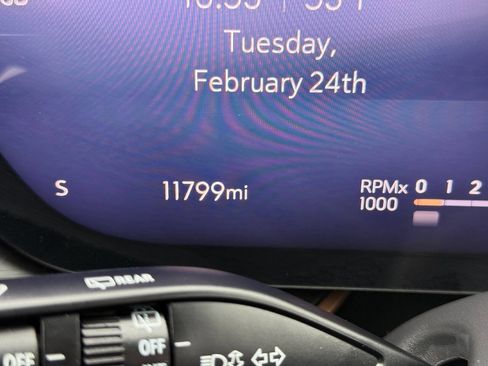 Used 2025 Buick Envision Sport Touring image 14