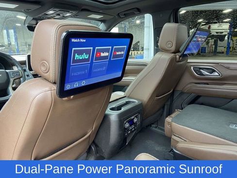 Used 2023 Chevrolet Suburban High Country image 15