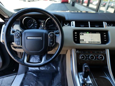 Used 2015 Land Rover Range Rover Sport HSE AWD/4WD image 17