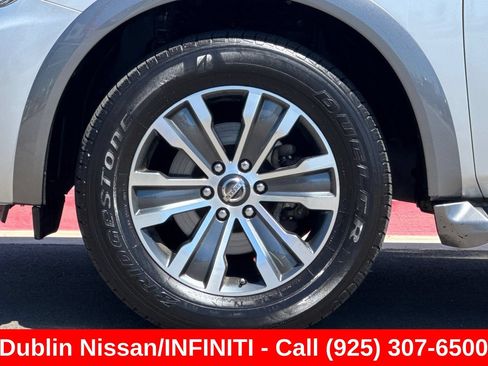 Used 2019 Nissan Armada SL w/ Premium Package RWD image 37