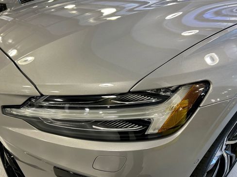 Certified 2024 Volvo S60 B5 Plus w/ Climate Package AWD/4WD image 7