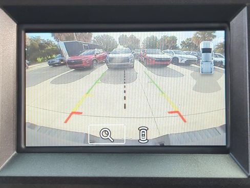 Used 2022 Ford F250 XL w/ Power Equipment Group RWD image 16