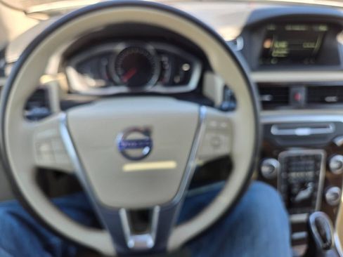 Used 2016 Volvo S80 T5 w/ Convenience Package image 17