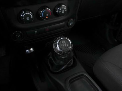 Used 2016 Jeep Wrangler Unlimited Sport w/ Quick Order Package 23S AWD/4WD image 43