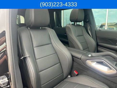 Used 2025 Mercedes-Benz GLS 450 4MATIC image 45