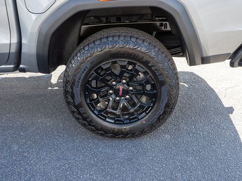 New 2026 GMC Canyon Elevation RWD image 11