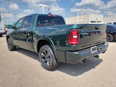 New 2026 RAM 1500 4x4 Crew Cab image 3