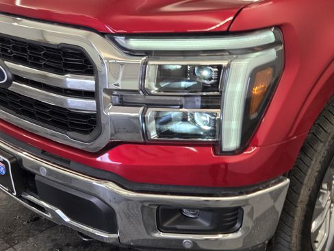 Used 2025 Ford F150 Lariat w/ Equipment Group 501A Mid AWD/4WD image 6