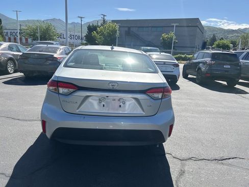 Used 2024 Toyota Corolla LE FWD image 5