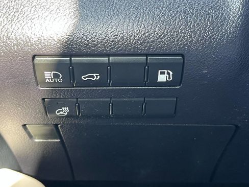 Used 2022 Lexus RX 450h AWD w/ Premium Package image 35