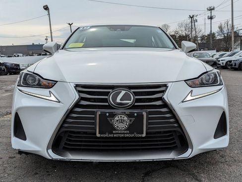 Used 2019 Lexus IS 300 IS 300 AWD w/ Navigation Package image 4