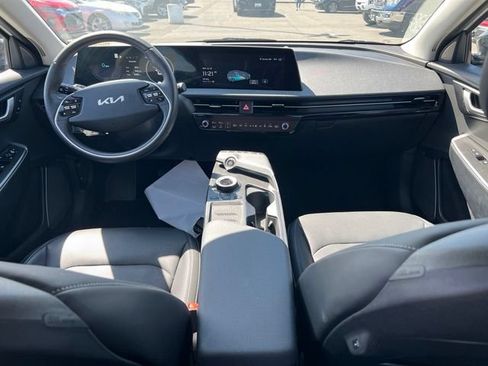 Certified 2023 Kia EV6 Wind AWD/4WD image 10