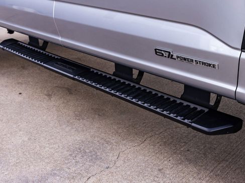 Used 2023 Ford F250 Lariat w/ Sport Appearance Package image 13