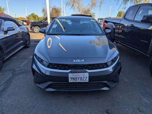 Used 2024 Kia Forte LXS image 5