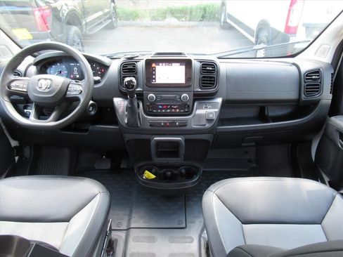 Used 2025 RAM ProMaster 2500 w/ Convenience Group FWD image 14