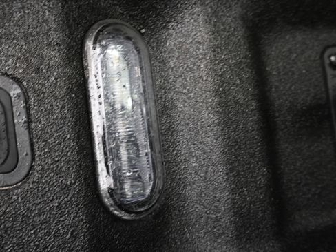 Used 2023 Ford F350 Lariat w/ Chrome Package image 30