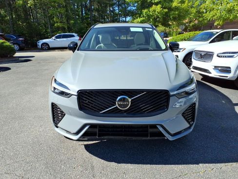 New 2026 Volvo XC60 B5 Ultra w/ Protection Package Premier AWD/4WD image 7