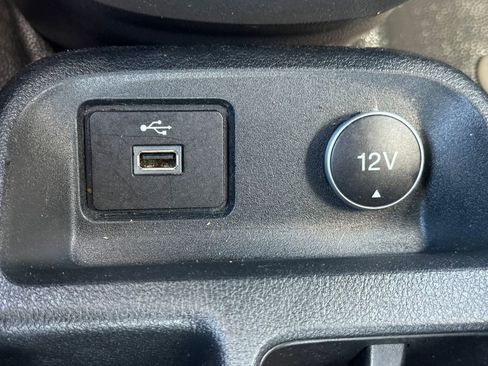 Used 2020 Ford Transit Connect XL FWD image 31