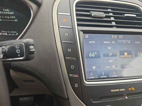 Used 2020 Lincoln Nautilus Reserve w/ Equipment Group 201A image 22