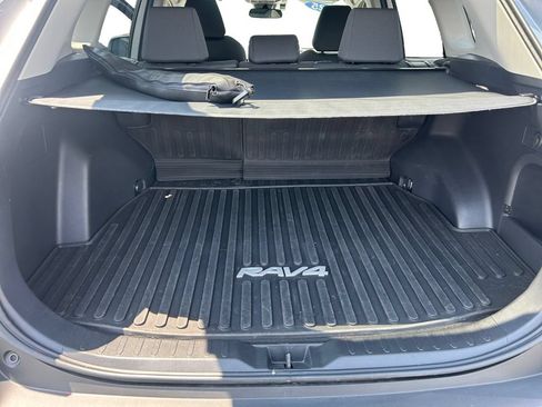 Used 2025 Toyota RAV4 XLE w/ Convenience Package AWD/4WD image 13