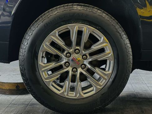 Used 2023 GMC Yukon XL SLT AWD/4WD image 26