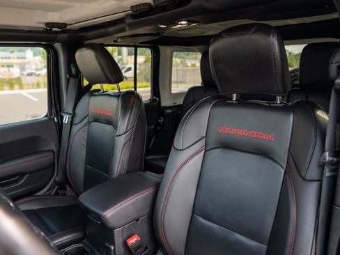 Used 2021 Jeep Wrangler Unlimited Rubicon AWD/4WD image 5