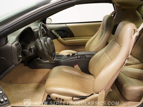 Used 2002 Chevrolet Camaro Z28 w/ SS Performance/Appearance Pkg RWD image 39