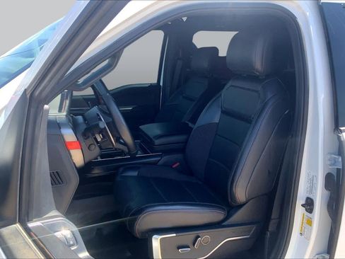 Certified 2024 Ford F150 Raptor AWD/4WD image 8