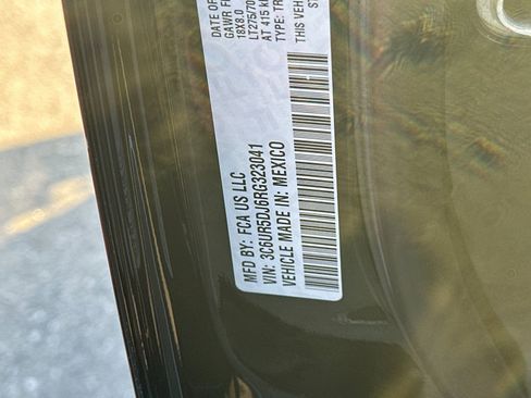 Used 2024 RAM 2500 Big Horn w/ Bed Utility Group image 28