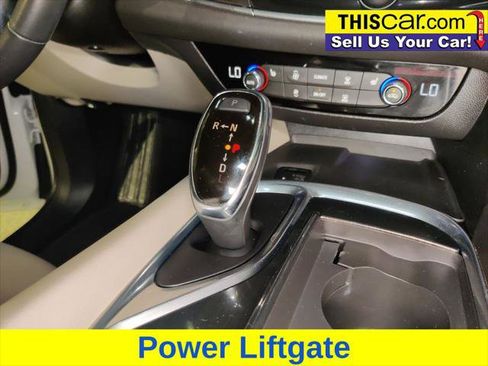 Used 2020 Buick Enclave Essence FWD image 19