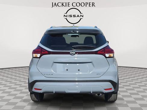 Certified 2024 Nissan Kicks SR w/ SR Premium Package image 6