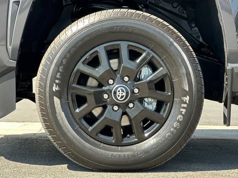Used 2024 Toyota Tacoma SR5 AWD/4WD image 24