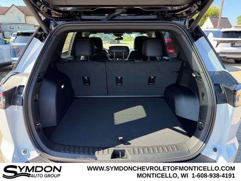 New 2026 Chevrolet Equinox RS w/ Convenience Package III image 11